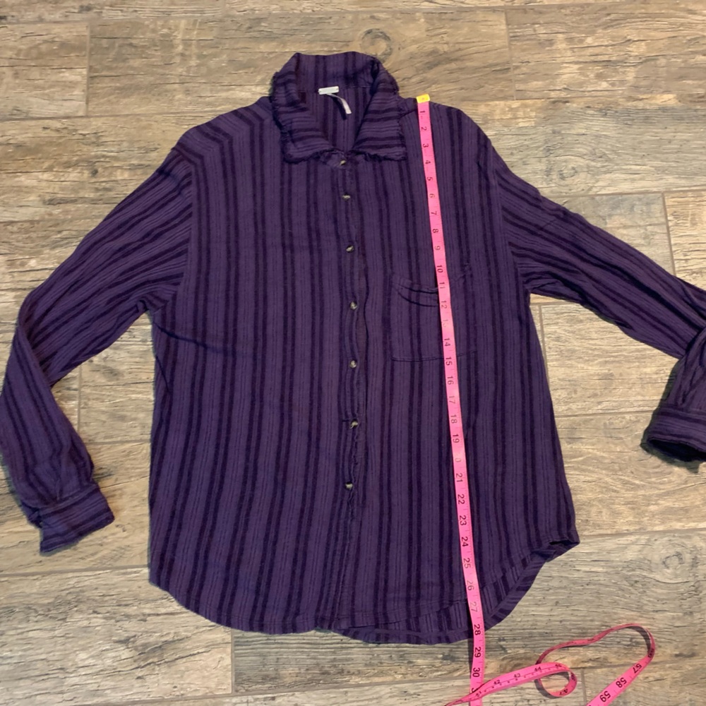 Women’s Free People beach purple striped button-up shirt - Picture 6 of 6